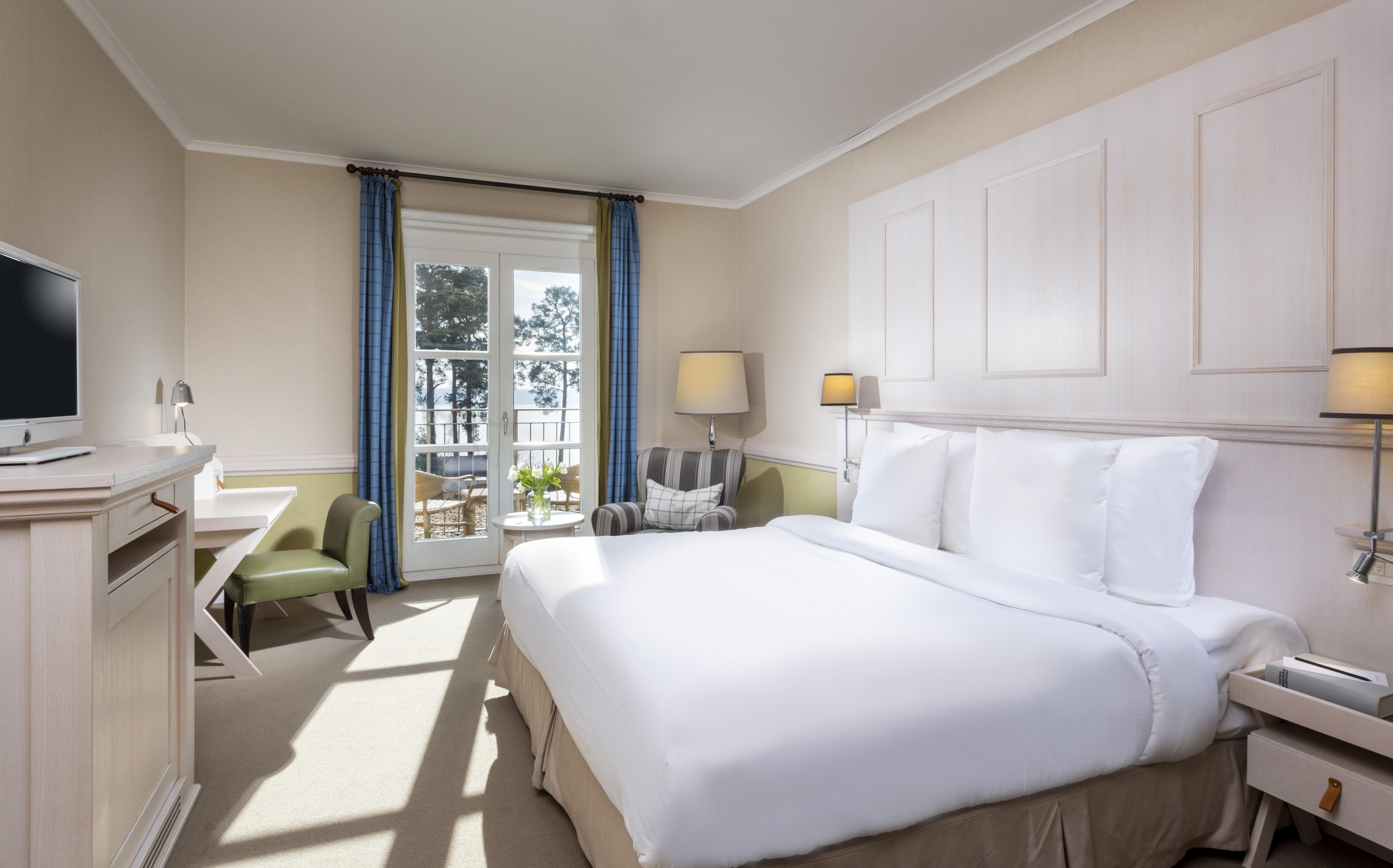 Precise Resort Bad Saarow Esterno foto A guest room at the Hotel Viking