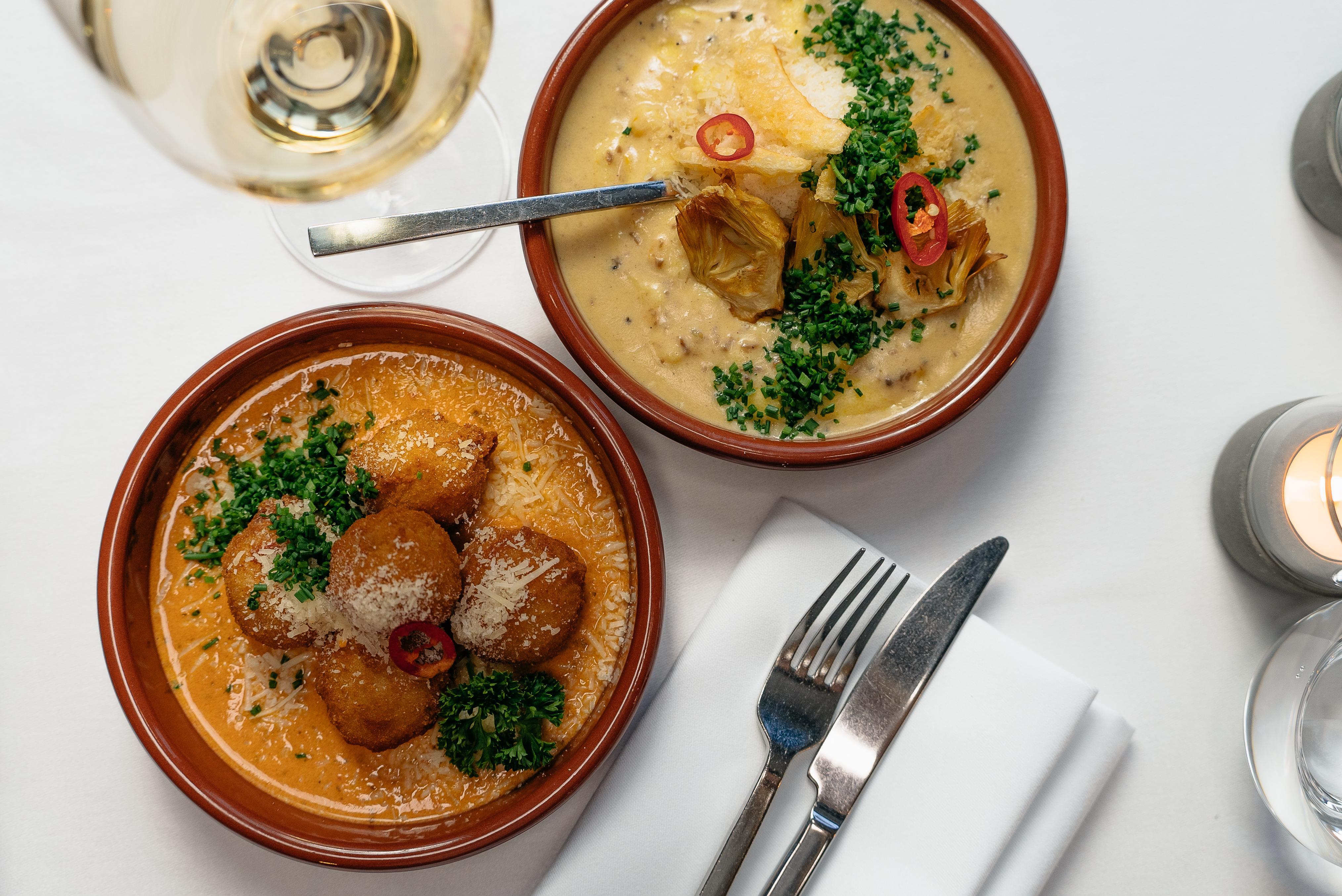 Precise Resort Bad Saarow Esterno foto Two tapas dishes